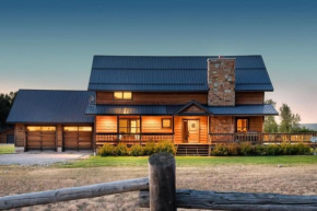 DreamCatcher Ranch with Private Hot Tub and Teton